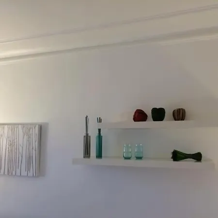 Apartman Lovely Withn View In Saint Germain *