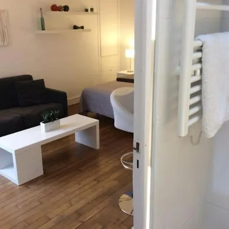 아파트 Lovely Withn View In Saint Germain 파리